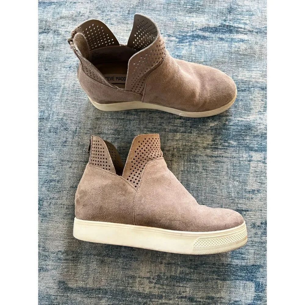 Steve Madden Beige Winni Suede Wedge Sneakers Size 8